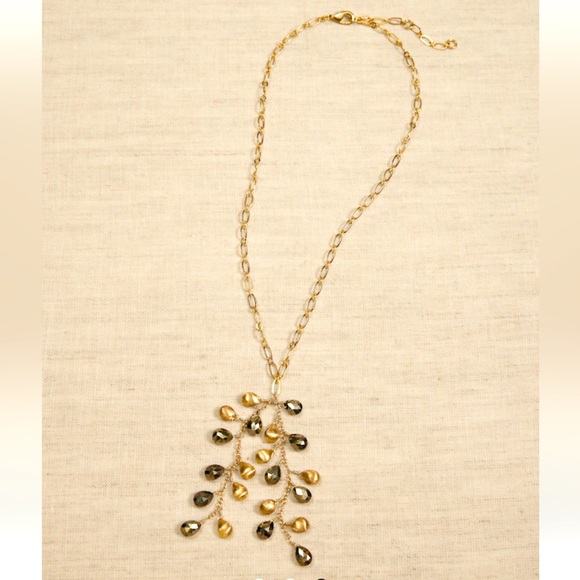 NWT BANANA REPUBLIC MIREILLE NECKLACEAUREUS‎ + ARGENT